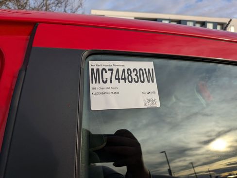 Used 2021 Chevrolet Spark LT image 30