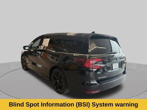 Used 2024 Honda Odyssey Sport image 11