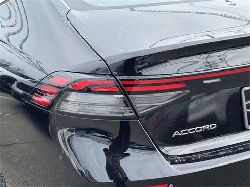 New 2025 Honda Accord LX image 8