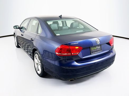 Used 2015 Volkswagen Passat TDI SE FWD image 5