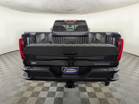 New 2026 GMC Sierra 3500 Denali Ultimate image 9