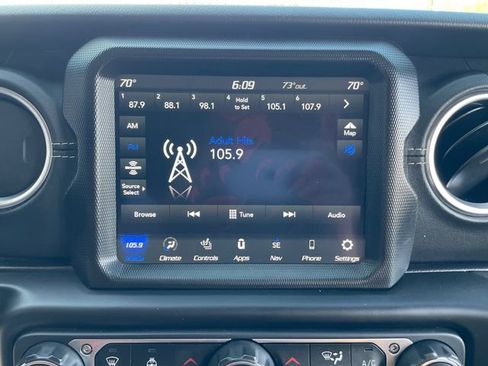 Used 2023 Jeep Wrangler Unlimited Sahara w/ Cold Weather Group AWD/4WD image 20