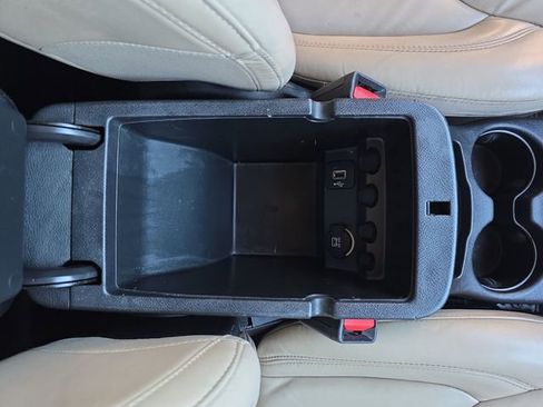 Used 2017 Jeep Cherokee Limited w/ Technology Group image 27