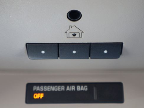 Used 2017 GMC Sierra 1500 SLT AWD/4WD image 26