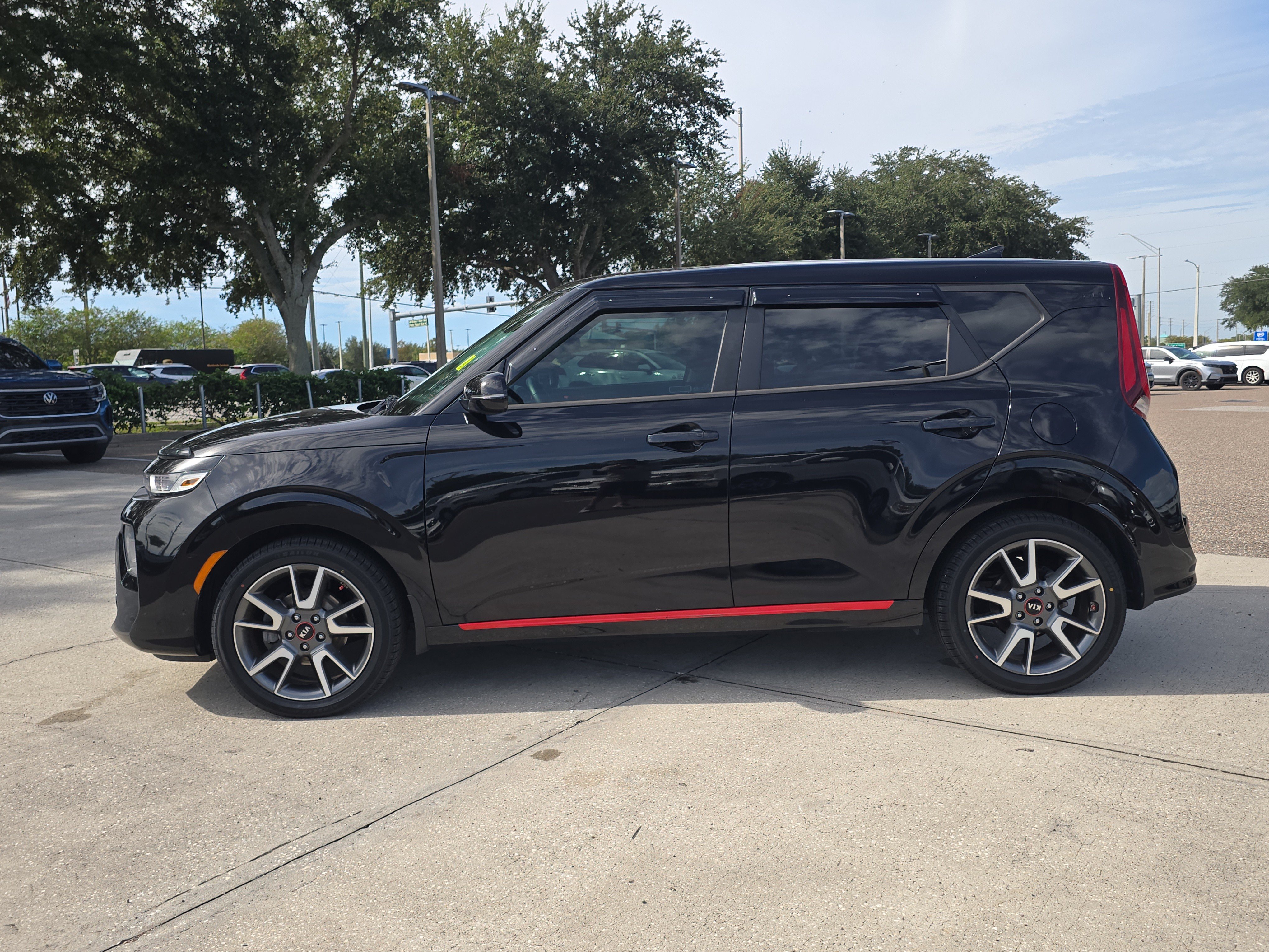 Used 2020 Kia Soul GT-Line w/ GT 2.0L Power Sunroof Package FWD image 5