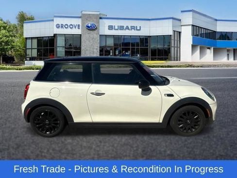 Used 2019 MINI Cooper 2-Door Hardtop FWD image 7