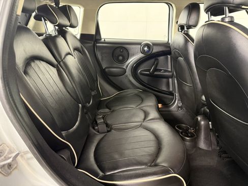 Used 2016 MINI Cooper Countryman w/ Premium Package FWD image 13