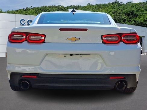 Used 2024 Chevrolet Camaro LT image 5