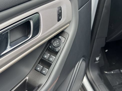 New 2026 Ford Explorer Active RWD image 13