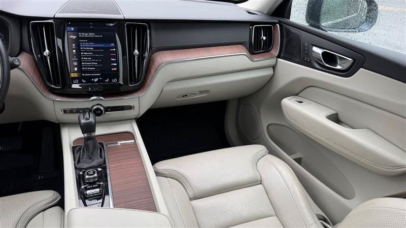 Used 2019 Volvo XC60 T6 Inscription w/ Protection Package AWD/4WD image 19