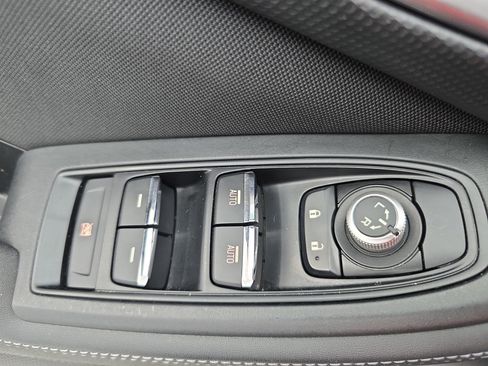 Used 2020 Subaru Forester Premium AWD/4WD image 28