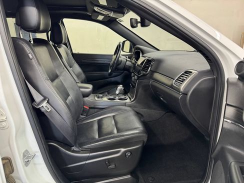 Used 2022 Jeep Grand Cherokee Limited AWD/4WD image 28