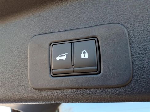 New 2026 Nissan Murano SV image 11