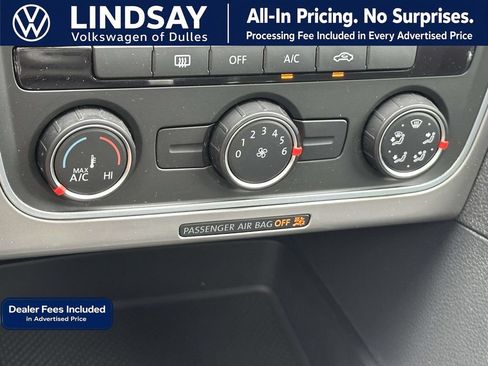Used 2013 Volkswagen Passat 2.5 S FWD image 17