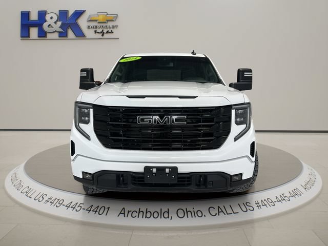 Used 2024 GMC Sierra 1500 Elevation w/ LPO, Elevation Black Package AWD/4WD image 2