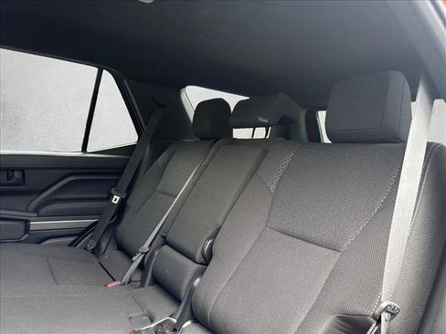 Certified 2025 Toyota 4Runner SR5 AWD/4WD image 20