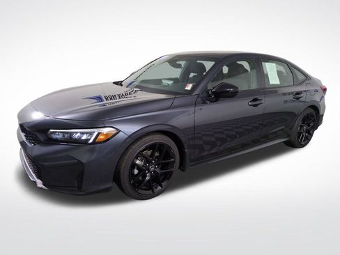 Used 2025 Honda Civic Sport image 1