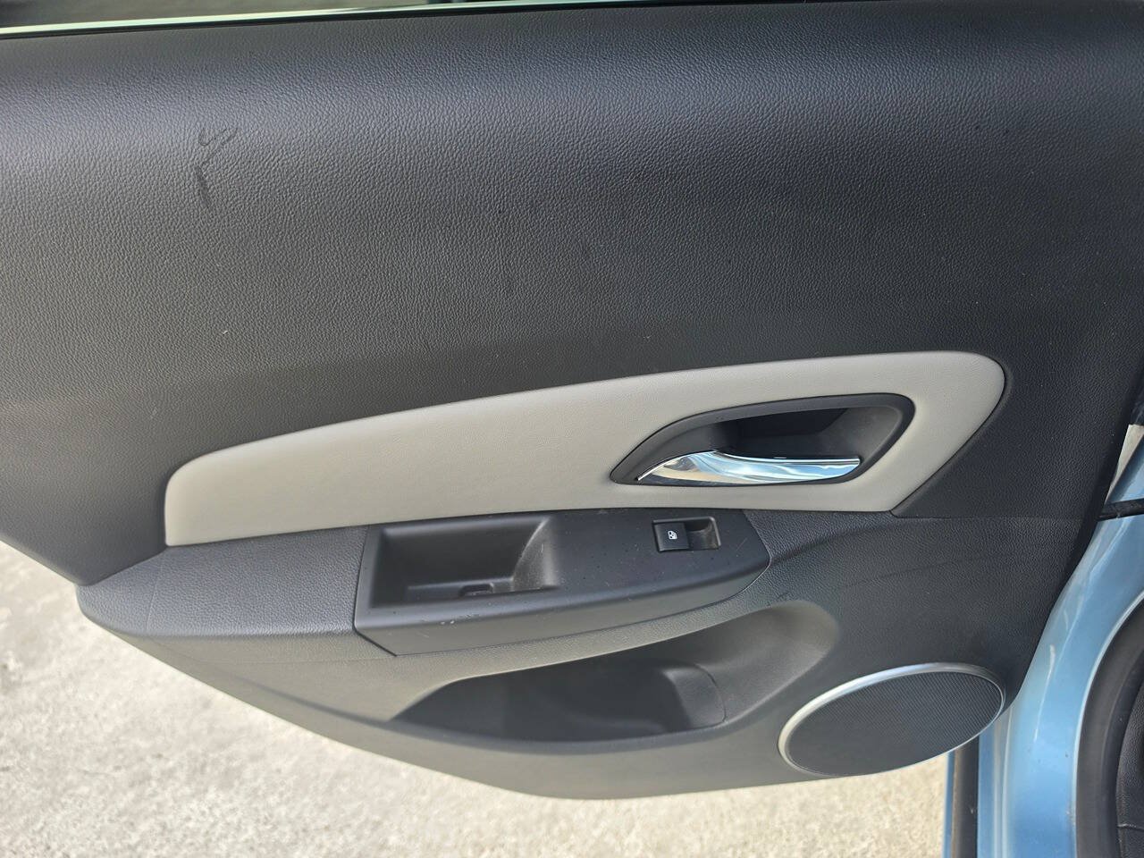 Used 2011 Chevrolet Cruze LT FWD image 20