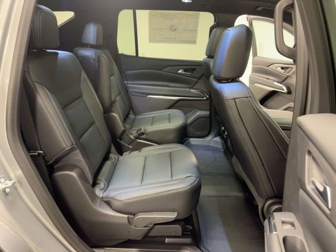 New 2026 Chevrolet Traverse LT w/ Sun and Wheel Package image 30