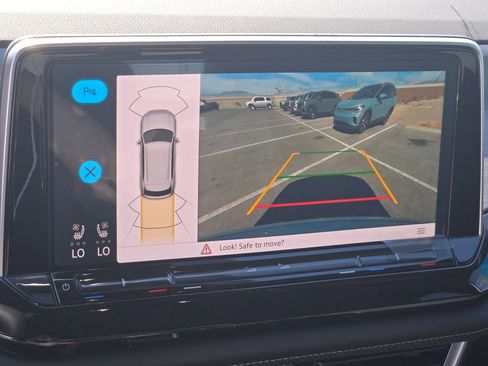 New 2025 Volkswagen Atlas Cross Sport SE FWD image 12