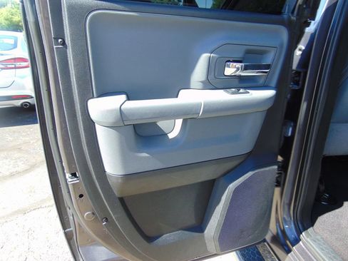 Used 2018 RAM 1500 Big Horn AWD/4WD image 20