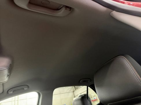 Used 2018 Chevrolet Equinox Premier AWD/4WD image 17