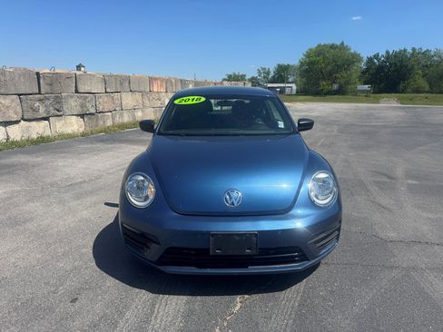 Used 2018 Volkswagen Beetle 2.0T Coast FWD image 8
