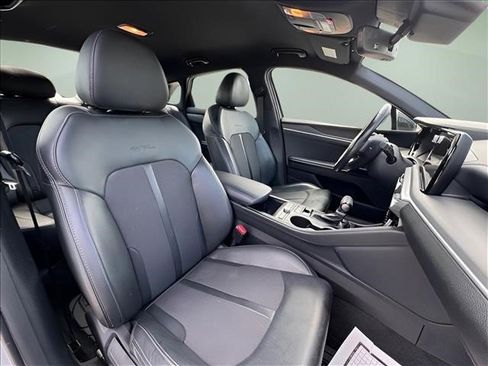 Used 2023 Kia K5 GT-Line w/ GT-Line Premium Package FWD image 9
