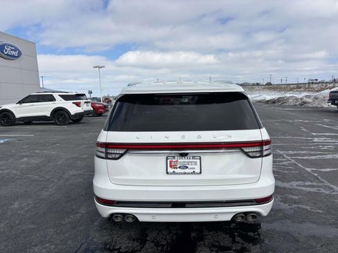 Used 2023 Lincoln Aviator Grand Touring w/ Equipment Group 301A image 8