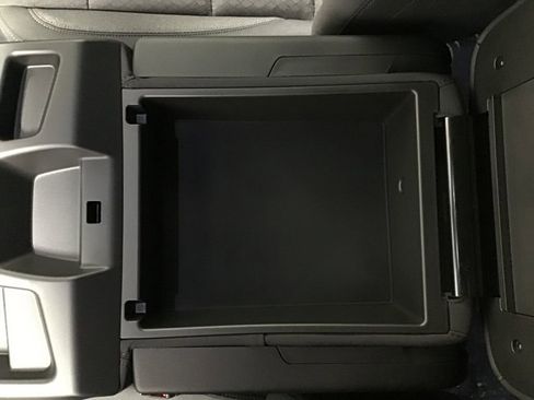 New 2026 Chevrolet Tahoe LS image 24