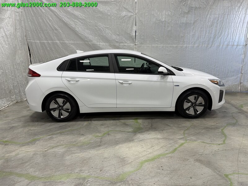 Used 2018 Hyundai Ioniq Blue FWD image 14