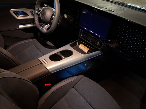 New 2027 Mercedes-Benz CLA 250+ image 14