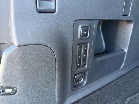 Used 2025 Ford Expedition Max Platinum AWD/4WD image 26