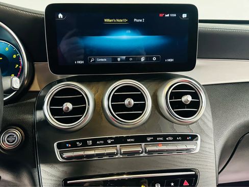 Used 2022 Mercedes-Benz GLC 300 4MATIC Coupe image 11