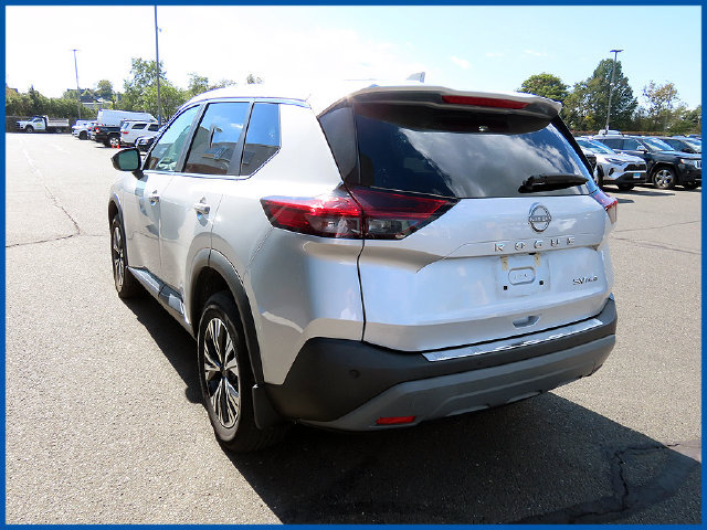Used 2023 Nissan Rogue SV AWD/4WD image 5