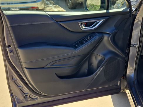 Used 2023 Subaru Forester Premium AWD/4WD image 12