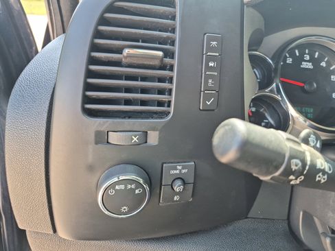 Used 2008 Chevrolet Silverado 1500 LT w/ Texas Edition RWD image 24
