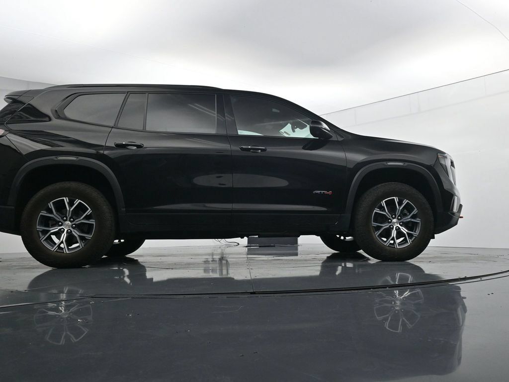 Used 2024 GMC Acadia AT4 w/ Luxury Package AWD/4WD image 34
