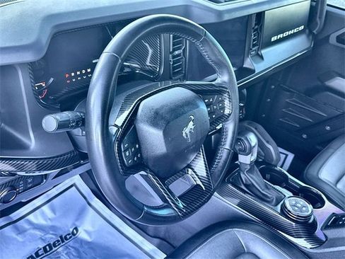 Used 2022 Ford Bronco Everglades image 13