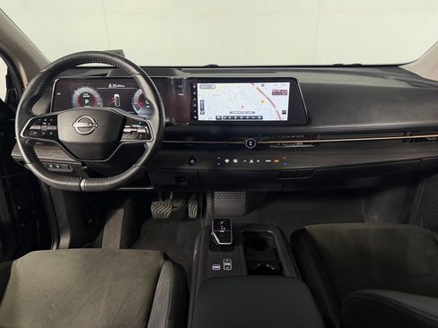 Used 2023 Nissan Ariya FWD image 12