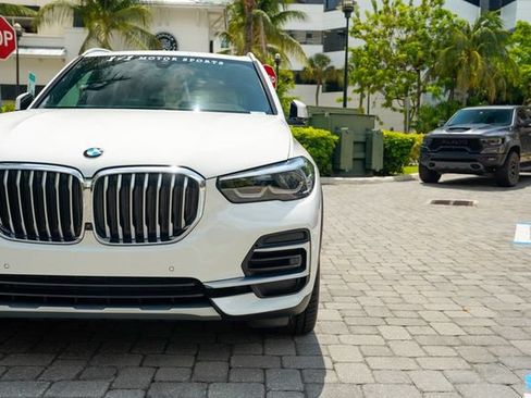 Used 2023 BMW X5 xDrive40i w/ Parking Assistance Package AWD/4WD image 8