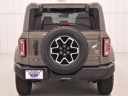 New 2026 Ford Bronco Outer Banks AWD/4WD image 8