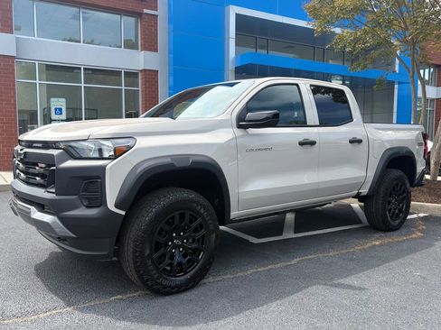 New 2026 Chevrolet Colorado Trail Boss AWD/4WD image 1