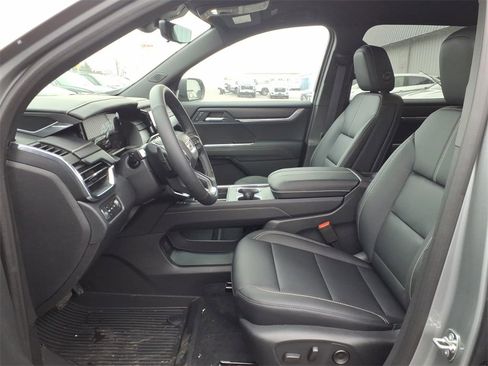 New 2026 GMC Acadia Elevation w/ Elevation Premium Package image 4