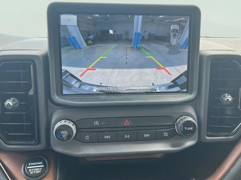 Certified 2024 Ford Bronco Sport Outer Banks w/ Tech Package AWD/4WD image 9