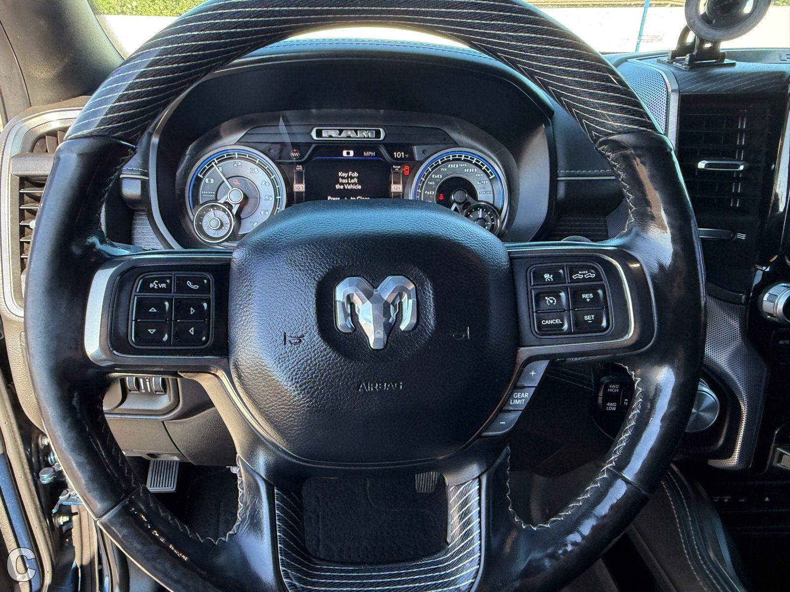 Used 2019 RAM 2500 Limited AWD/4WD image 28