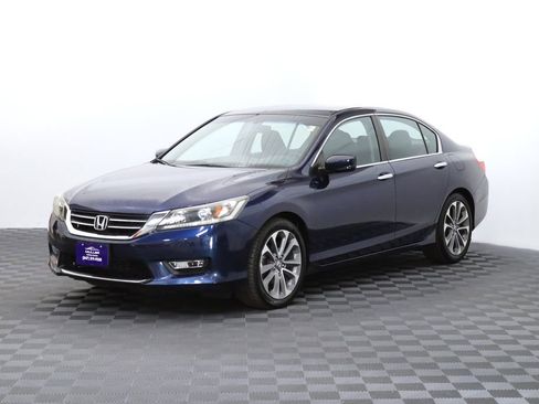 Used 2013 Honda Accord Sport image 5