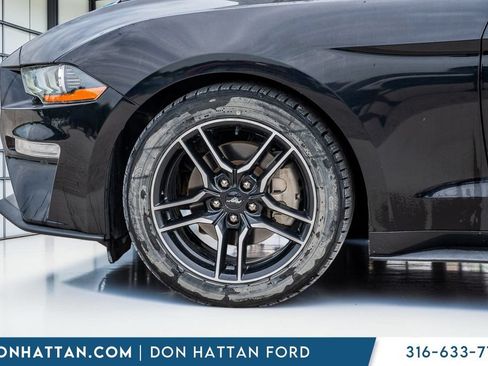 Used 2020 Ford Mustang Coupe RWD image 23