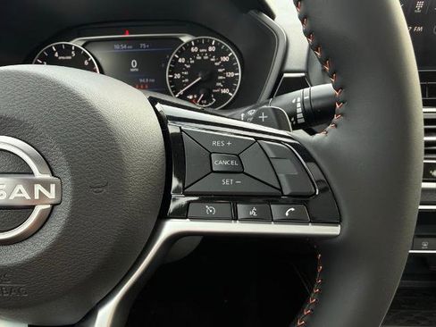 New 2025 Nissan Altima 2.5 SR w/ SR Premium Package image 23