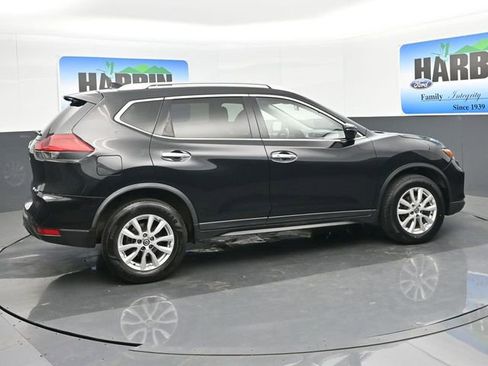Used 2019 Nissan Rogue SV AWD/4WD image 6